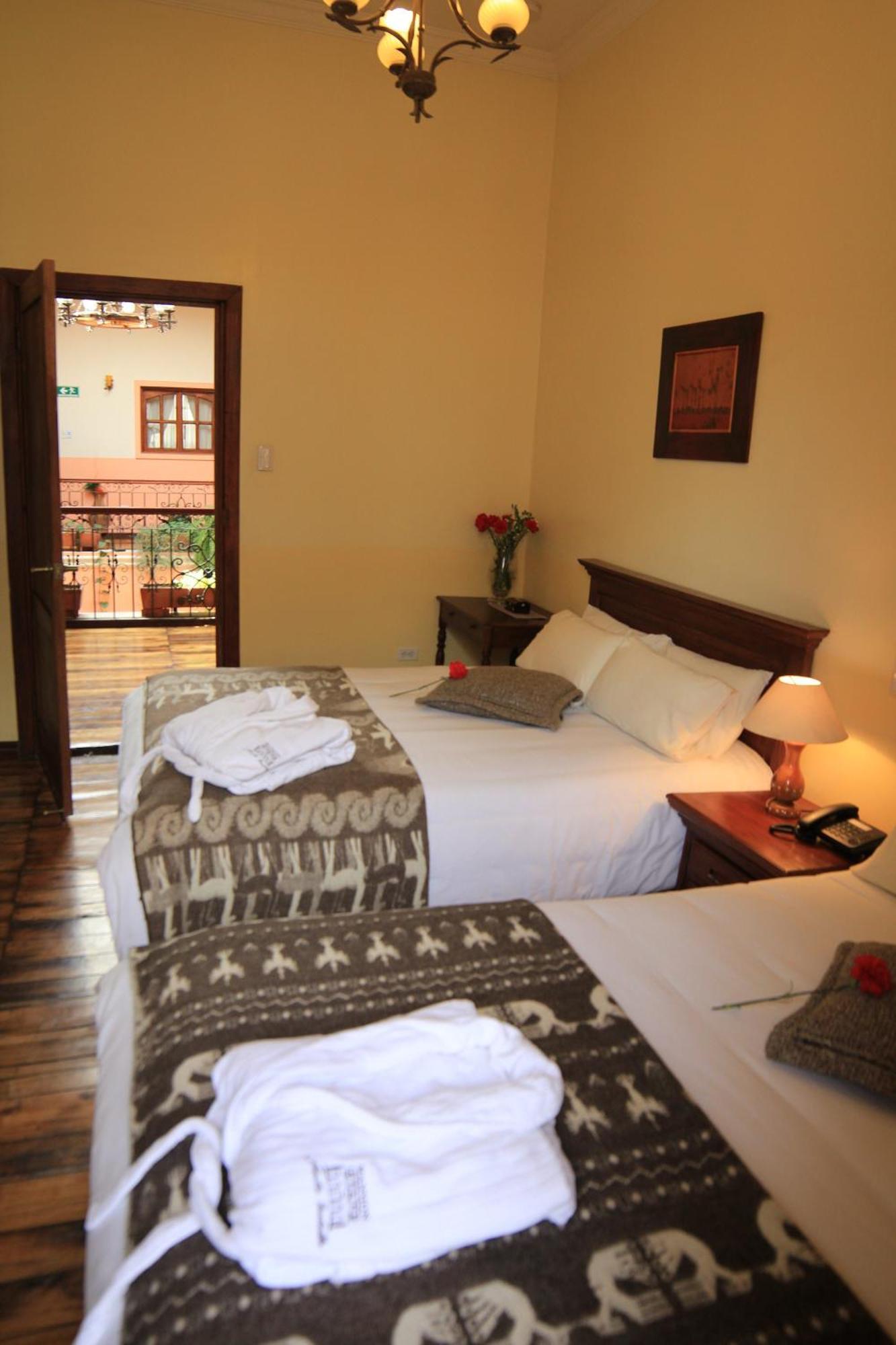Hotel Spa Mansion Santa Isabella Riobamba Bagian luar foto